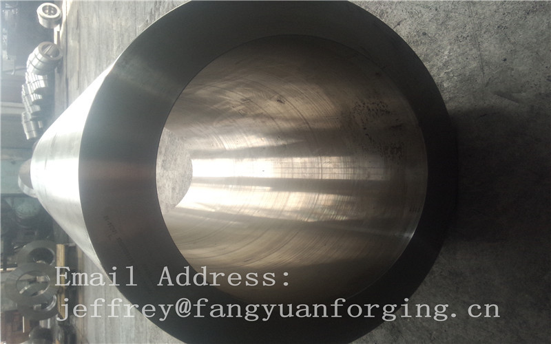 St52-3 a forgé la longueur du cylindre forgée par douille laminée à chaud 3000mm d'anneaux d'acier