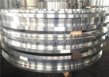 La pièce forgéee en acier laminée à chaud d'en DIN d'ASTM JIS BS sonne le traitement thermique et l'a usiné